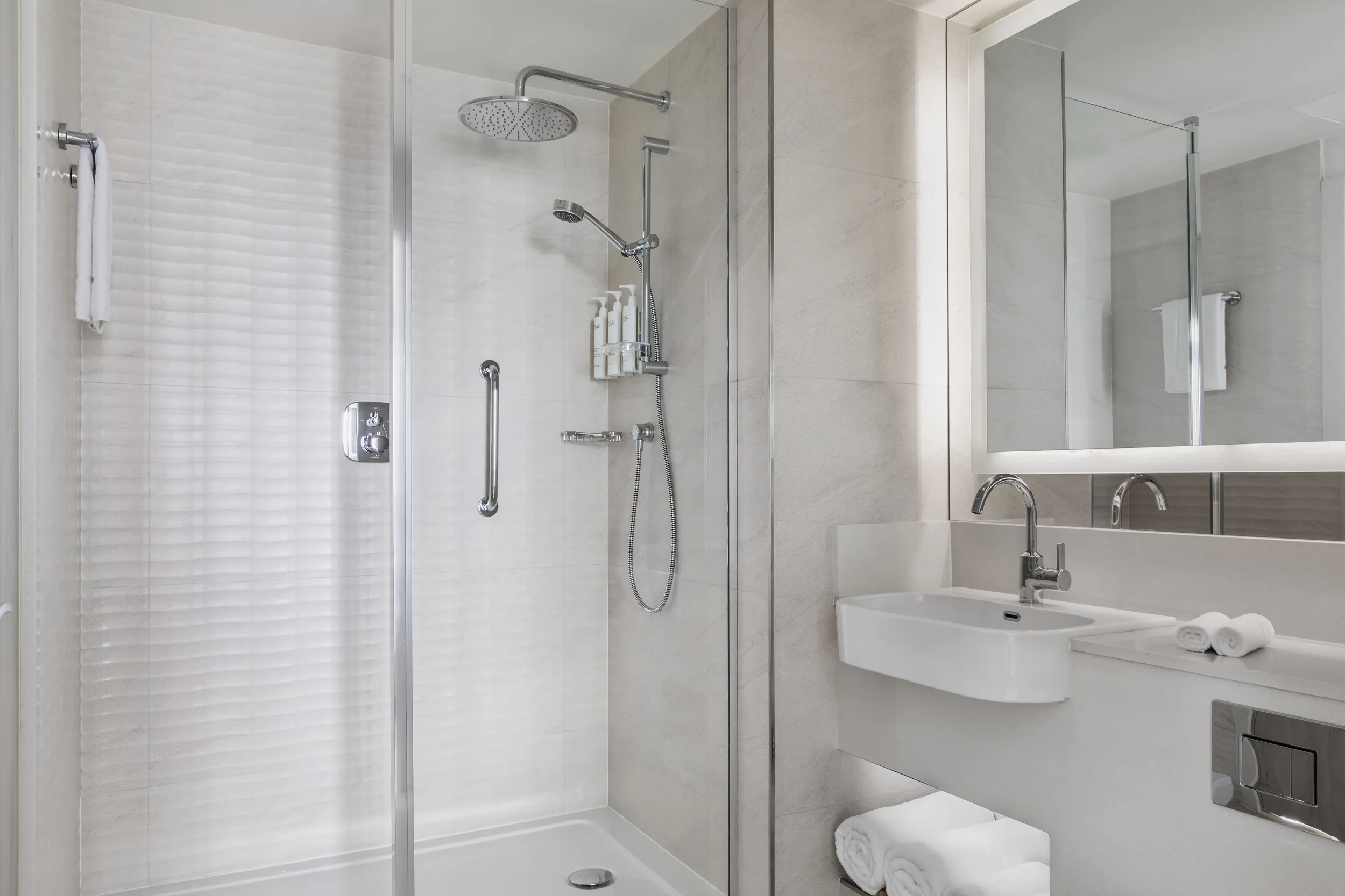 courtyard batumi, rakesh rajdev in collaboration with Marriott, room interior